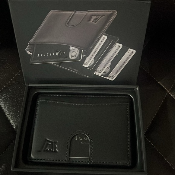 Supreme Hybrid Leather Slim Wallet for Men with Money Clip & Pull Tab | Leather - Picture 3 of 4